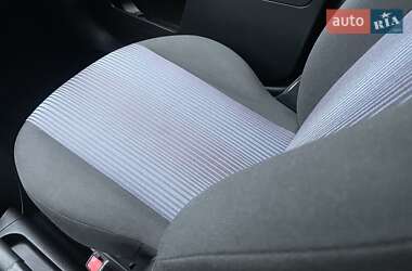 Хетчбек Ford Fusion 2008 в 