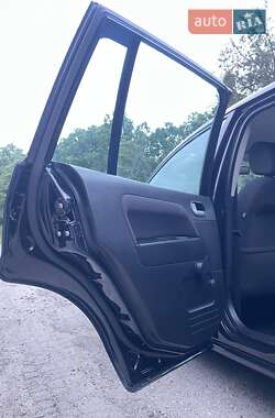 Хетчбек Ford Fusion 2008 в 
