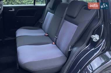 Хетчбек Ford Fusion 2008 в 