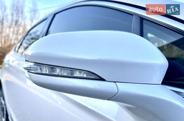 Седан Ford Fusion 2014 в 