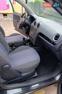 Хэтчбек Ford Fusion 2008 в 