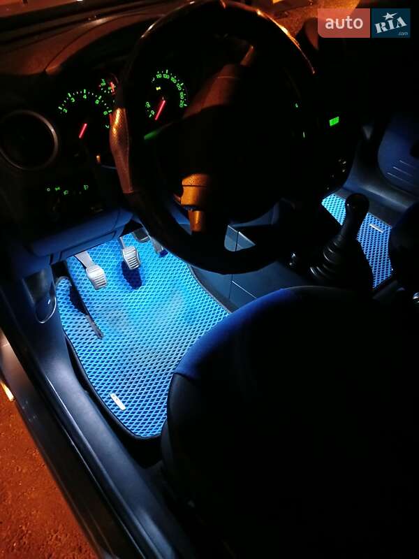 Хэтчбек Ford Fusion 2010 в Одессе