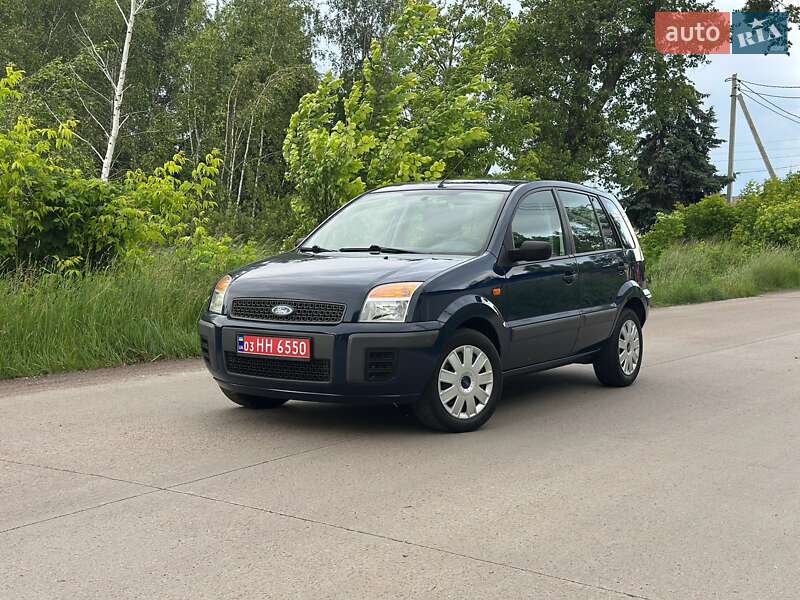 Хетчбек Ford Fusion 2008 в 