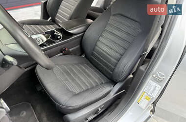 Седан Ford Fusion 2016 в 