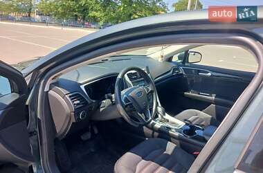 Седан Ford Fusion 2014 в 