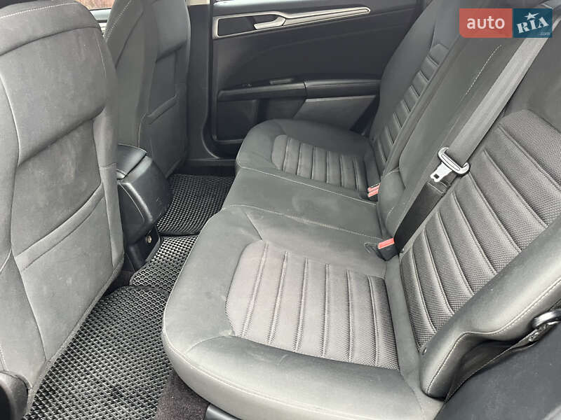 Седан Ford Fusion 2017 в Днепре