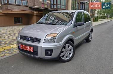 Хэтчбек Ford Fusion 2008 в 