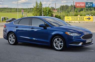 Седан Ford Fusion 2017 в 