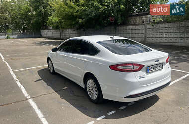 Седан Ford Fusion 2014 в 