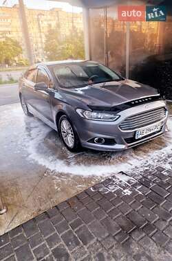 Седан Ford Fusion 2014 в 
