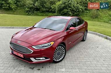 Седан Ford Fusion 2017 в 