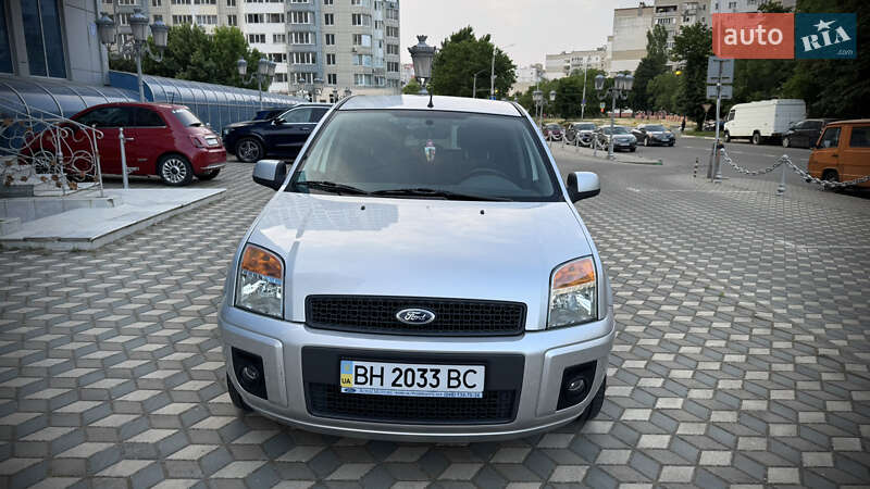 Хетчбек Ford Fusion 2012 в Чорноморську