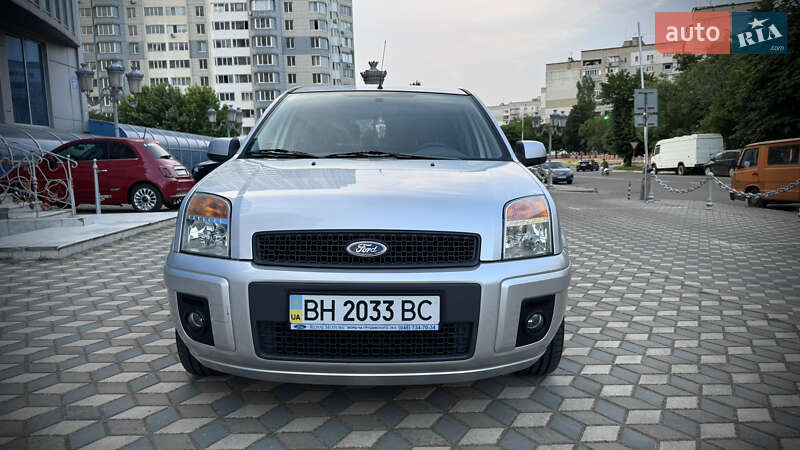 Хетчбек Ford Fusion 2012 в Чорноморську