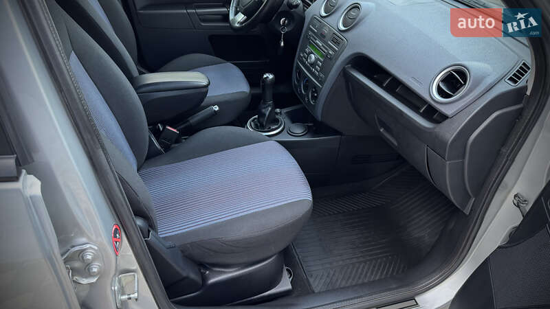 Хетчбек Ford Fusion 2012 в Чорноморську