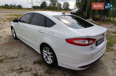 Седан Ford Fusion 2014 в 