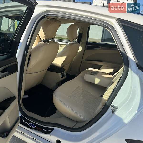 Седан Ford Fusion 2013 в Львове фото 9 Седан Ford Fusion 2013 в Львове