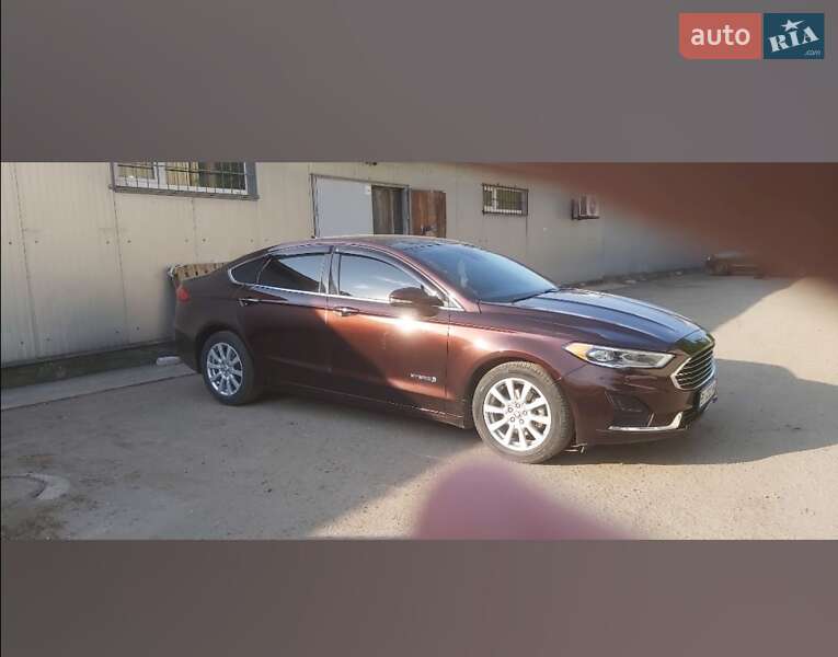 Ford Fusion 2019