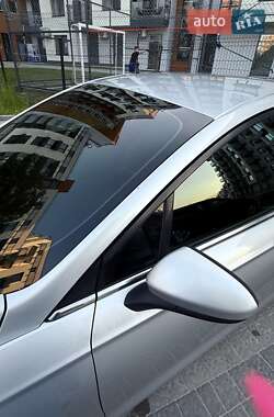 Седан Ford Fusion 2017 в 