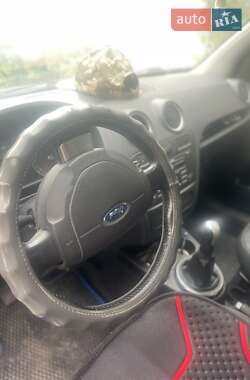 Хэтчбек Ford Fusion 2007 в 