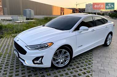 Седан Ford Fusion 2019 в Хмельницком