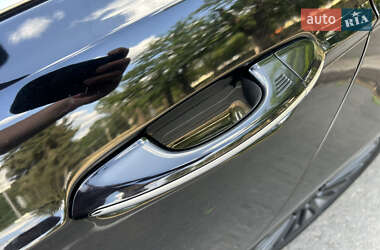 Седан Ford Fusion 2017 в 
