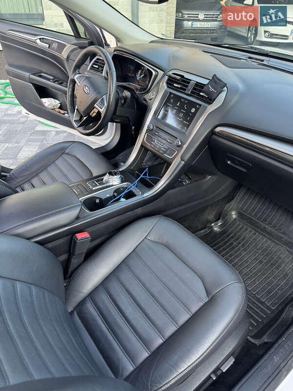 Седан Ford Fusion 2017 в Тернополе фото 18 Седан Ford Fusion 2017 в Тернополе