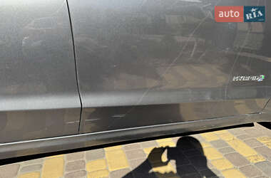Седан Ford Fusion 2013 в 