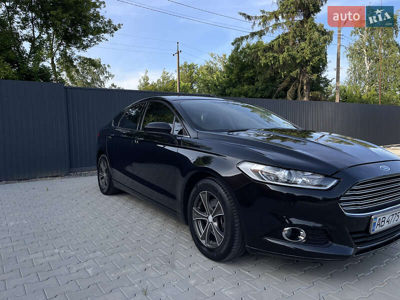 Седан Ford Fusion 2014 в 