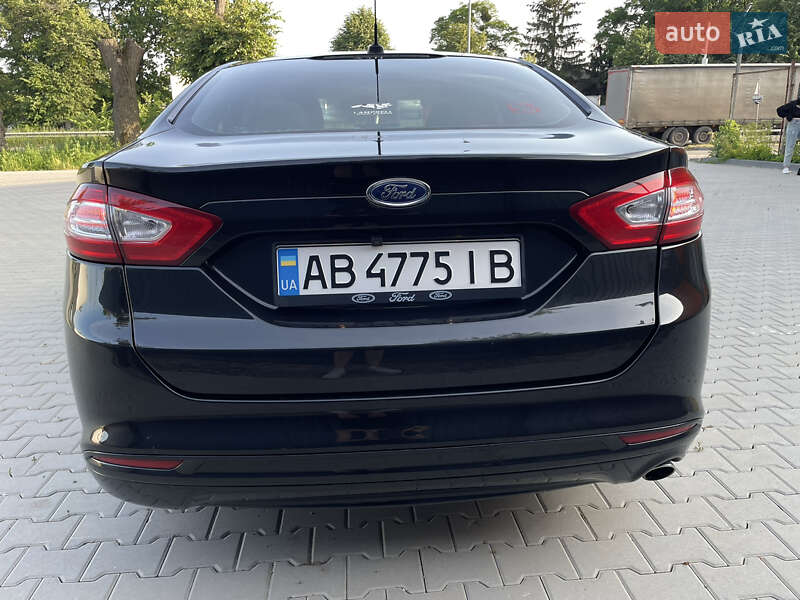 Седан Ford Fusion 2014 в Вінниці