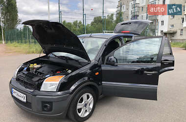 Хэтчбек Ford Fusion 2011 в 