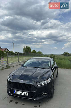 Седан Ford Fusion 2015 в 