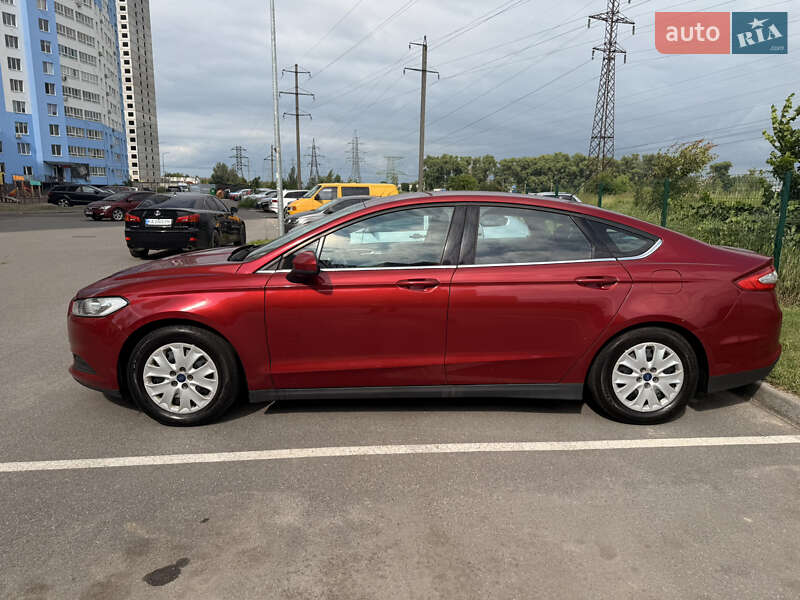 Седан Ford Fusion 2014 в Киеве