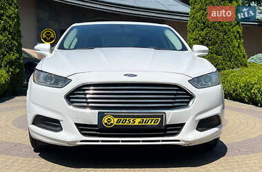 Седан Ford Fusion 2014 в 