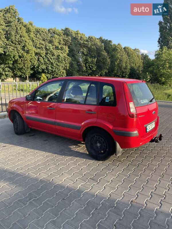 Хетчбек Ford Fusion 2006 в Христинівці