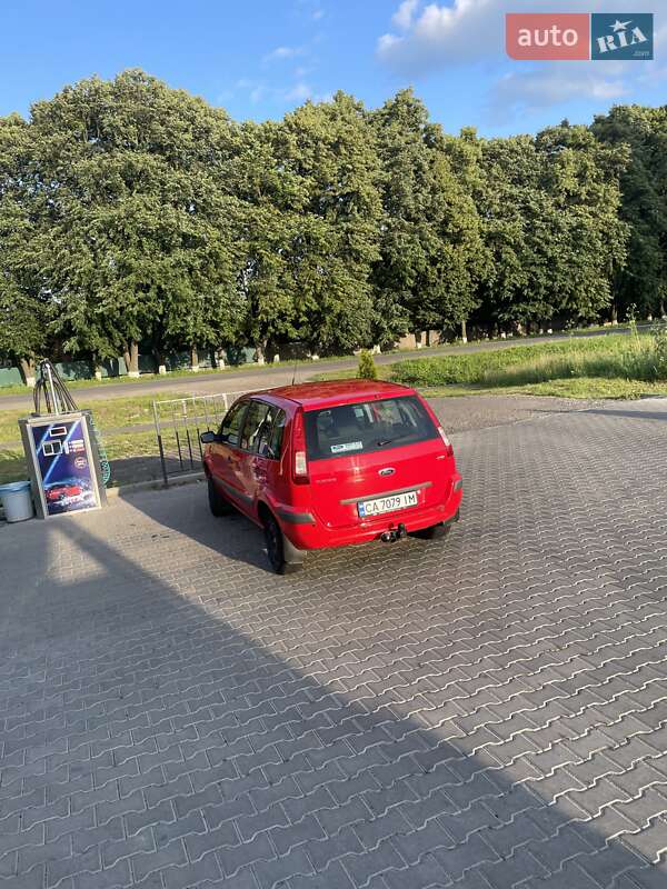 Хетчбек Ford Fusion 2006 в Христинівці