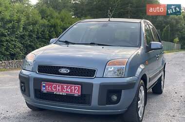 Хэтчбек Ford Fusion 2009 в 