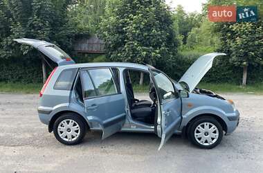 Хэтчбек Ford Fusion 2009 в 