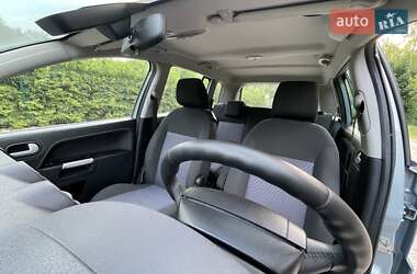 Хэтчбек Ford Fusion 2009 в 