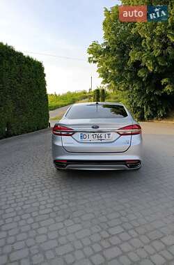 Седан Ford Fusion 2018 в 