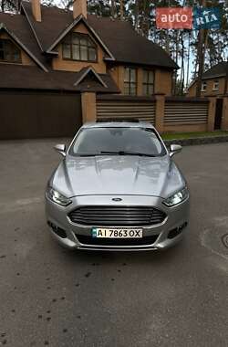 Седан Ford Fusion 2013 в 