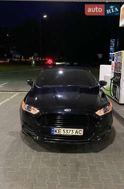 Седан Ford Fusion 2013 в 