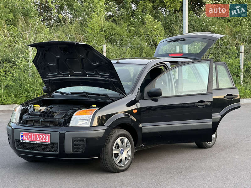 Хэтчбек Ford Fusion 2006 в Виннице