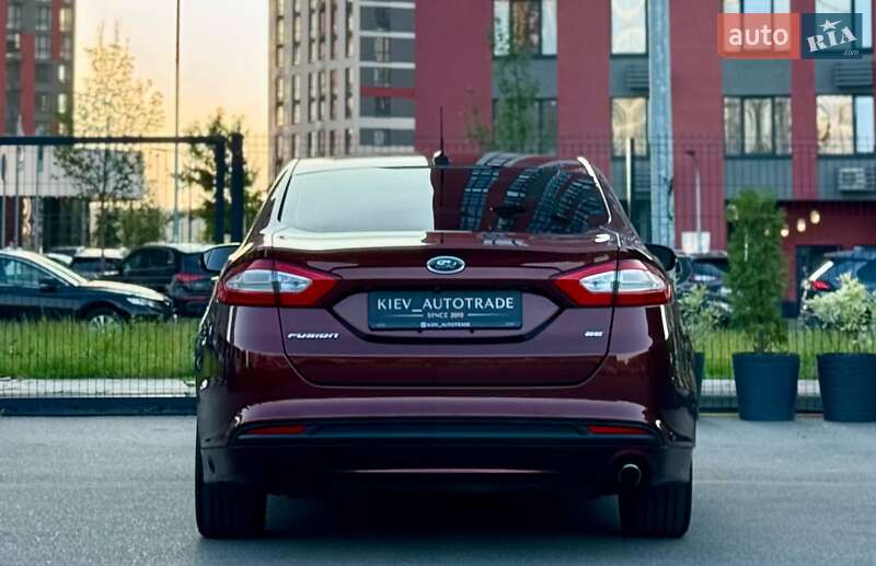 Седан Ford Fusion 2015 в Киеве фото 23 Седан Ford Fusion 2015 в Киеве