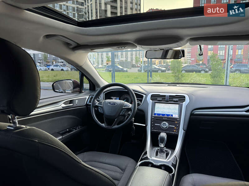 Седан Ford Fusion 2015 в Киеве фото 29 Седан Ford Fusion 2015 в Киеве