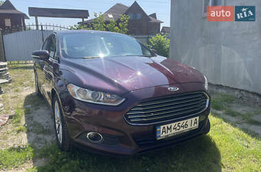 Седан Ford Fusion 2012 в 