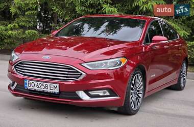 Седан Ford Fusion 2017 в 