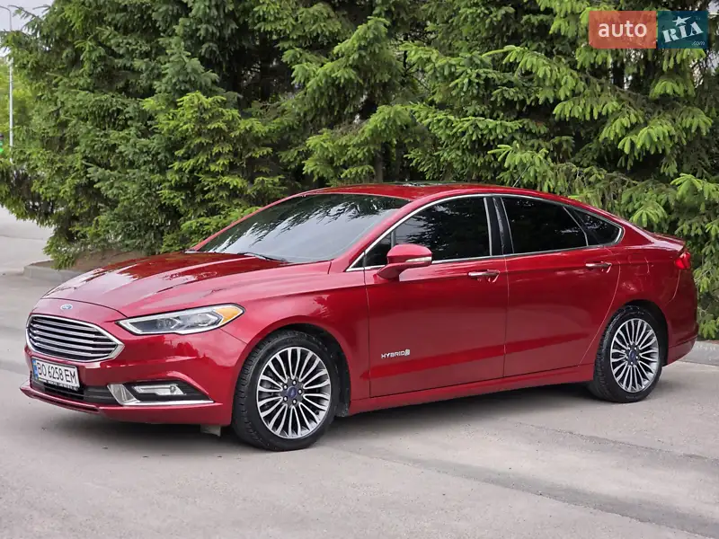 Седан Ford Fusion 2017 в 