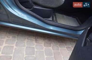 Хэтчбек Ford Fusion 2004 в 