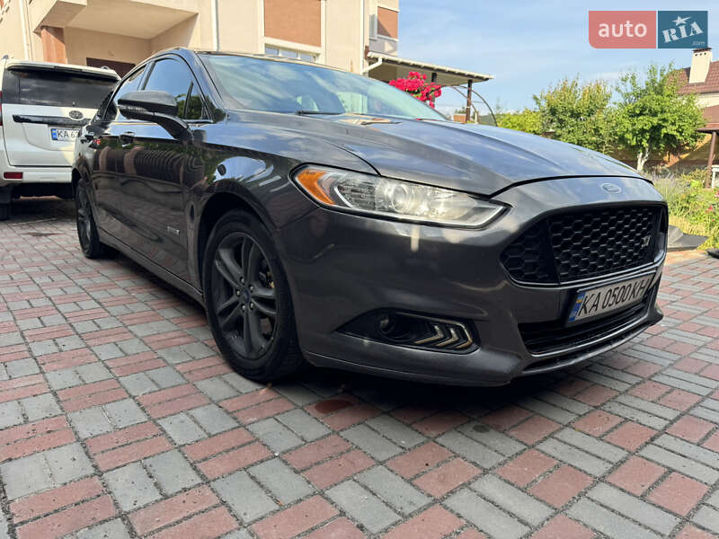 Седан Ford Fusion 2015 в Киеве фото 6 Седан Ford Fusion 2015 в Киеве