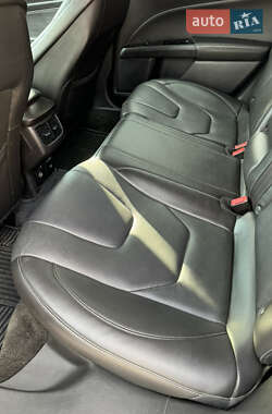 Седан Ford Fusion 2015 в 